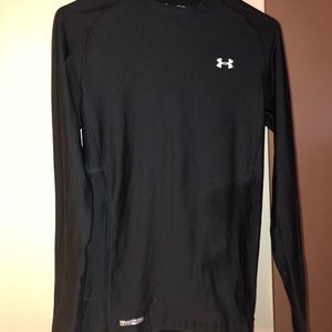 Under armor shirt